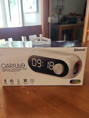 Portable Bluetooth Clock Radio USB Charging Bluetooth LED White